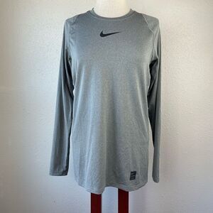 NikePro Dri FitLong Sleeve Athletic Shirt Size M EUC